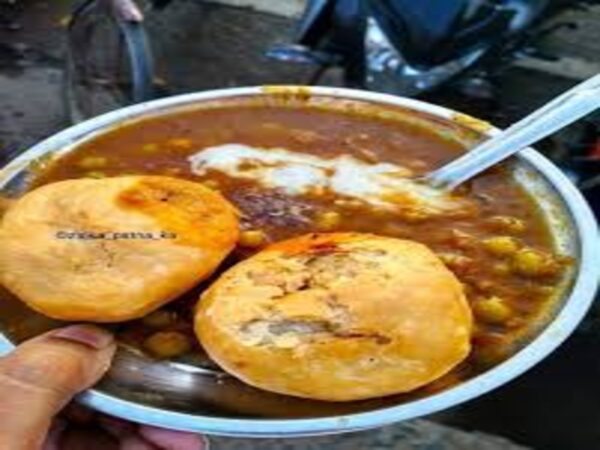 Kachori Sabzi
